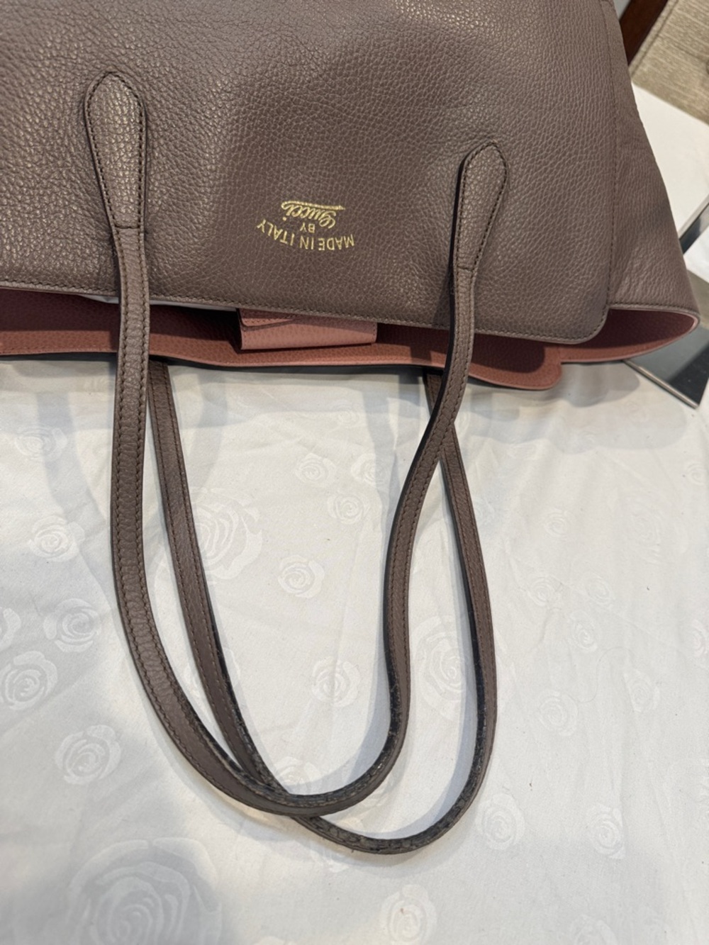 Authentic Gucci Swing Tote Bag with Pink Interior - Picture 7 of 12